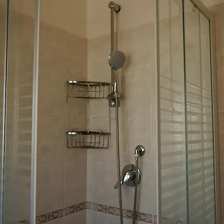 Two-room & Parking Apartment Brecciarola